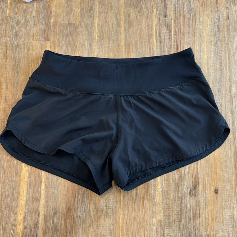 Vuori running shorts
